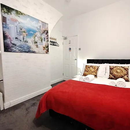 בית נופש Lucky 7 - Ideal For Trade & Family - 2 Bedrooms - 2 Beds - Max 4 Guests - Close To Bae, Docks, District, Beaches בארו אין פרנס