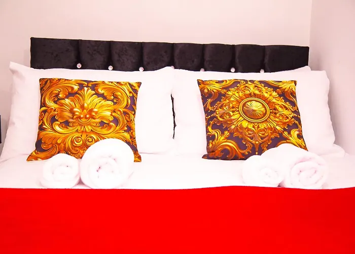 Barrow 7 - Near Bae, Docks, Lake District - Ideal For Trade & Family - 2 Bedrooms - One Double Bed In Each Bedroom - Max 4 Guests